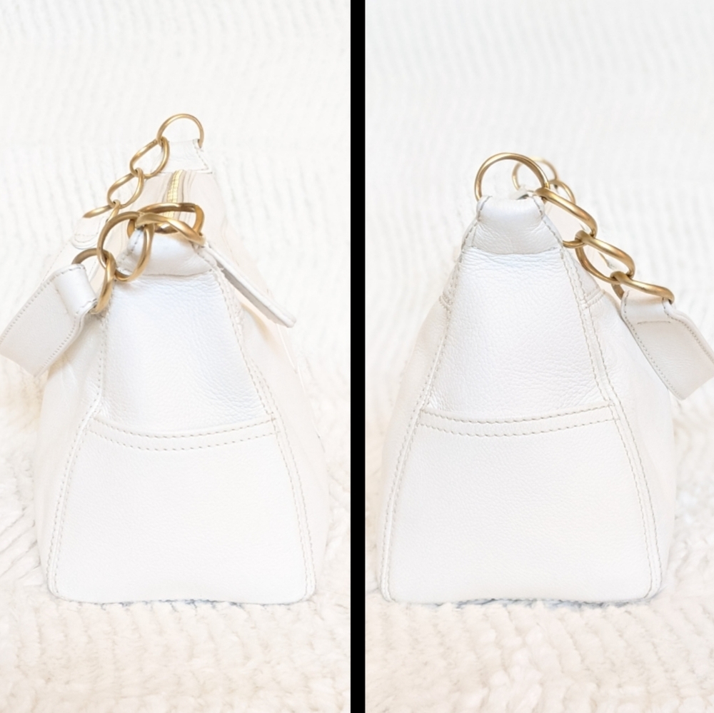 ✅PRICE FIRM✅CHANEL Gold Hoop Shoulder Bag - Picture 7 of 12